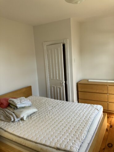 Chambre à louer en colocation dans une maison du Vieux Longueuil, proche du métro Longueuil