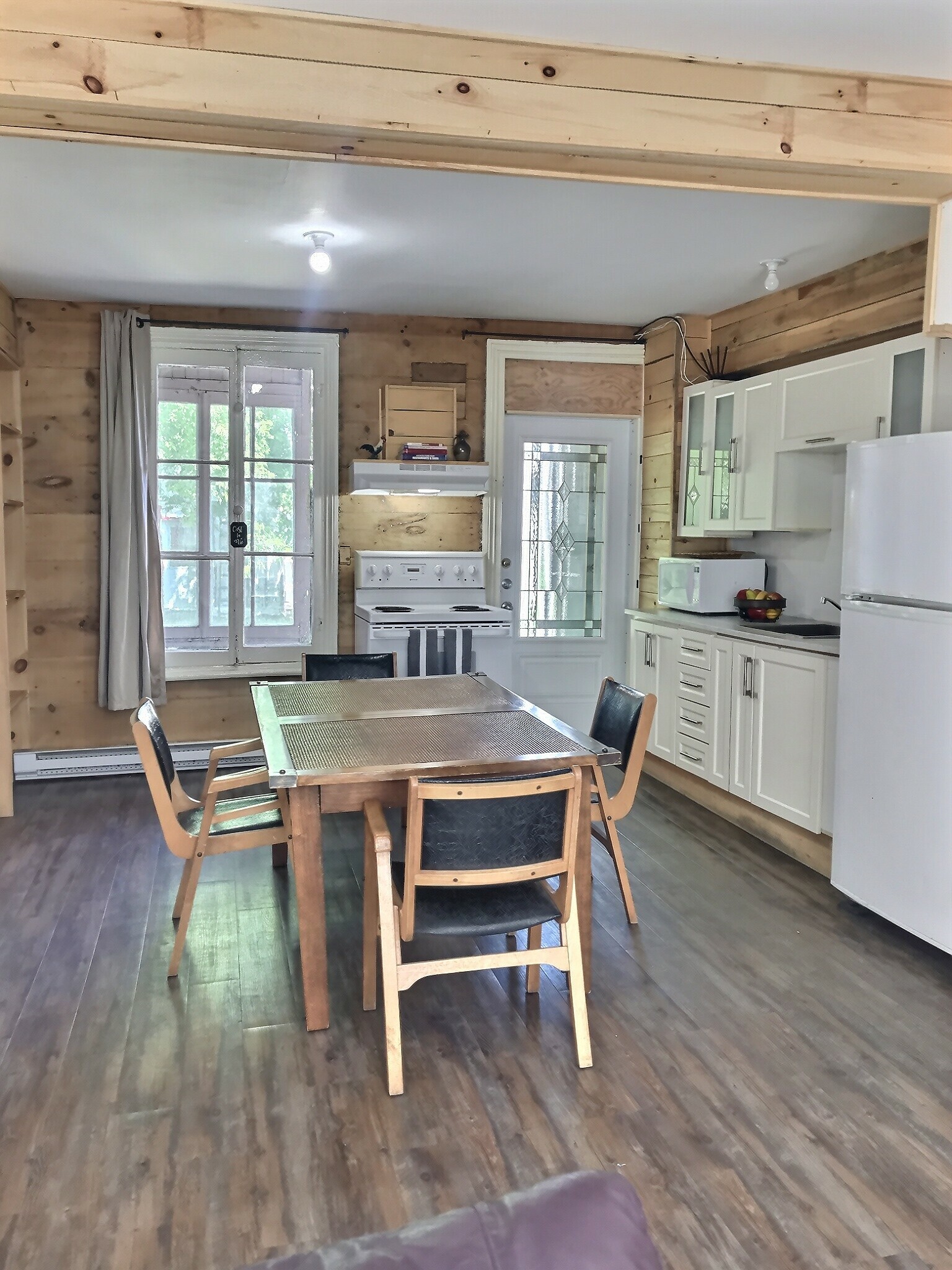 Plusieurs CONDO 4 1/2, 5 1/2, 6 1/2 TOUT INCLUS ET MEUBLÉ