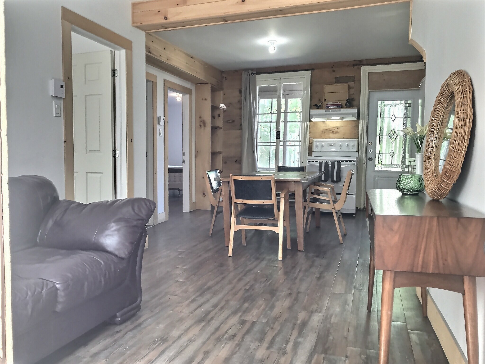 Plusieurs CONDO 4 1/2, 5 1/2, 6 1/2 TOUT INCLUS ET MEUBLÉ