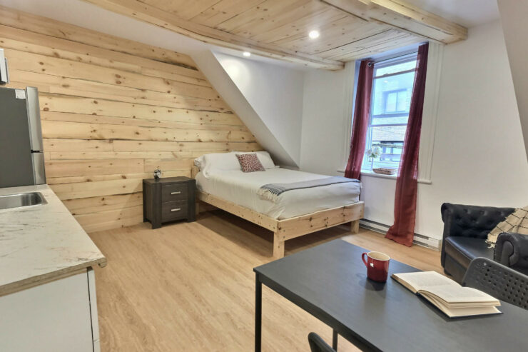 Studios et Appartements 1 ½, 2 ½, 3 ½ Meublés et Tout Inclus