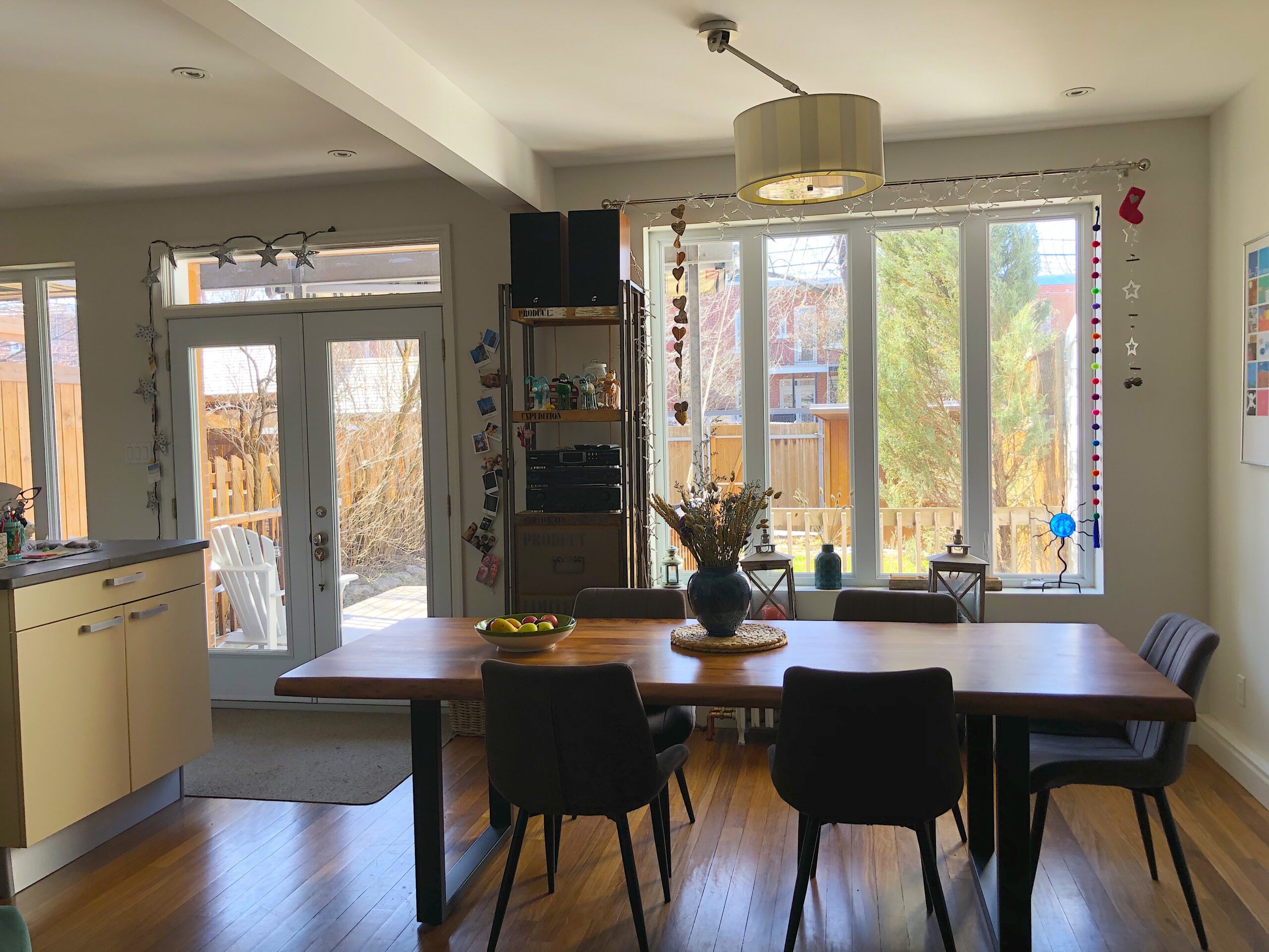 Maison de Ville spacieuse (200 m2) avec jardin privé – Refaite à neuf – 4 CC – Au coeur de Petite Patrie, proche de tout!