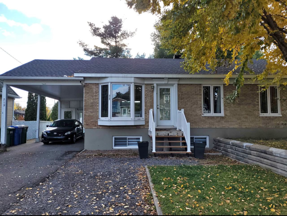Ville de Québec-Maison de 2 chambres et 1 salle de bain