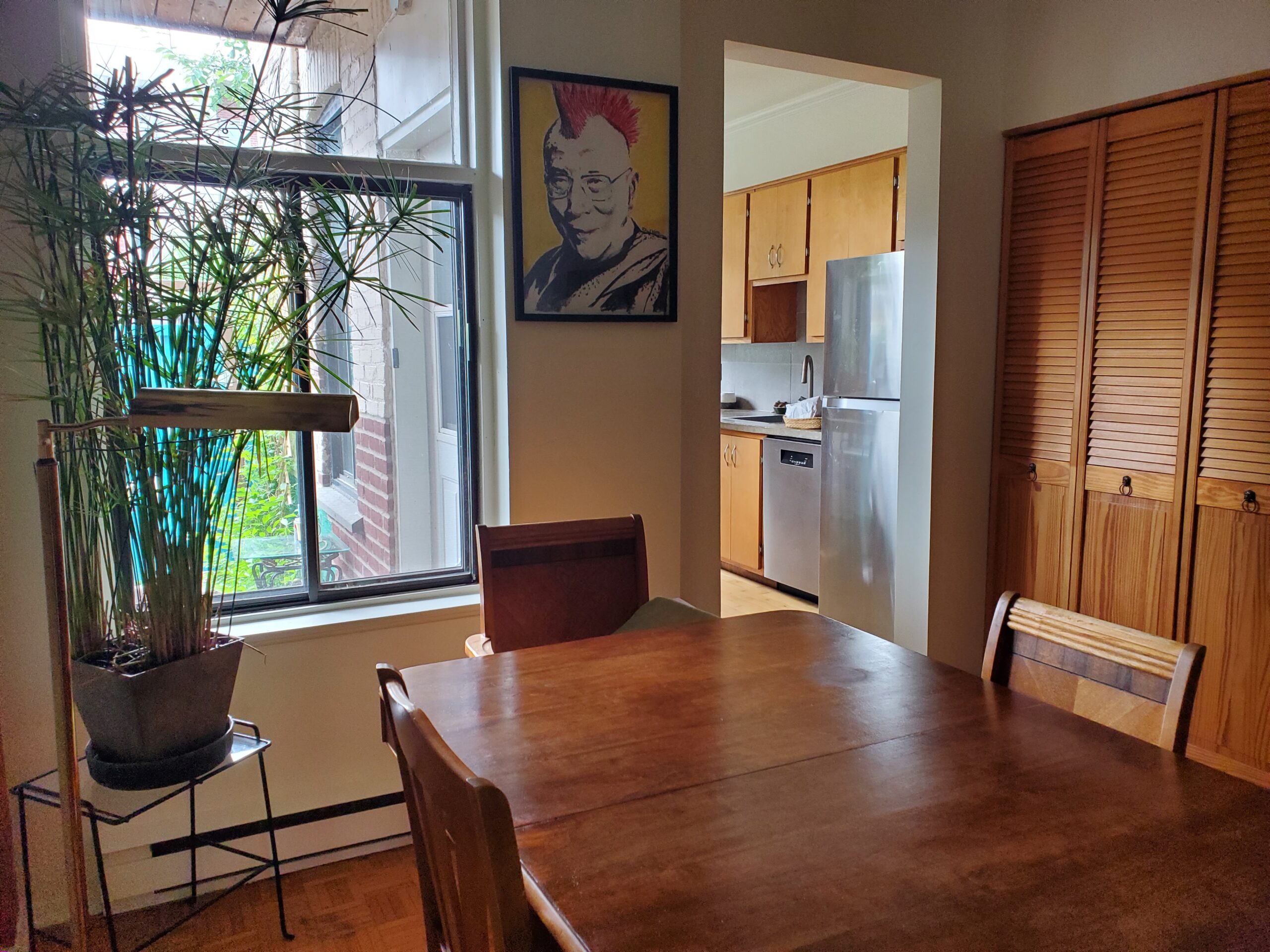 Montréal – Location de courte durée. Tout meublé, tout inclus