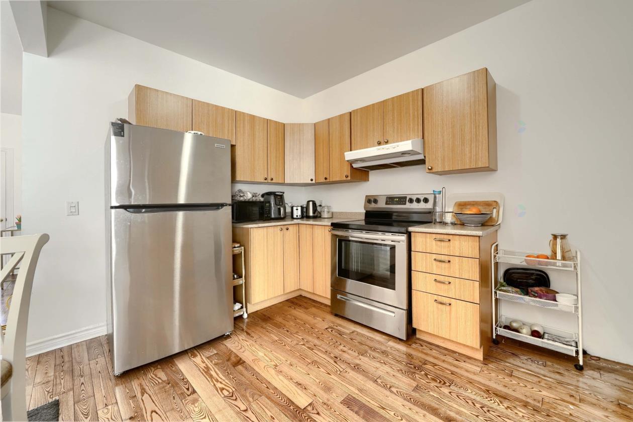 Lumineux appartement 4 1/2 (2 chambres)