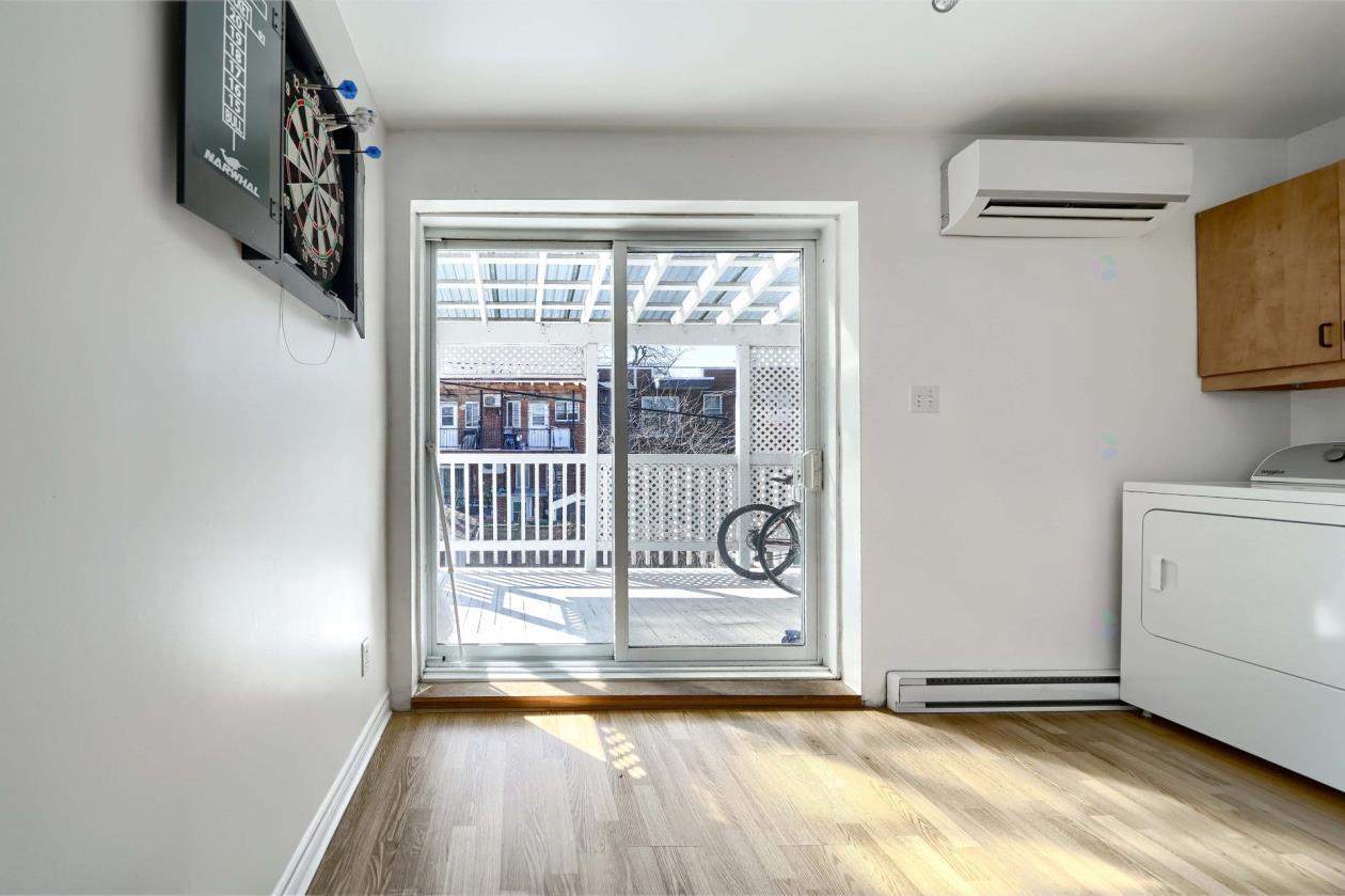 Lumineux appartement 4 1/2 (2 chambres)