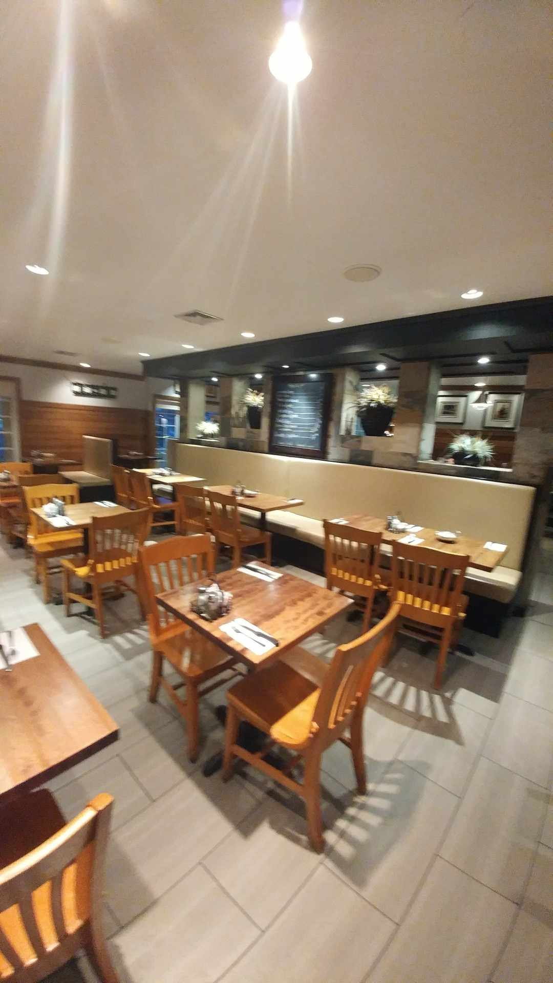 Restaurant à Vendre . $549,000