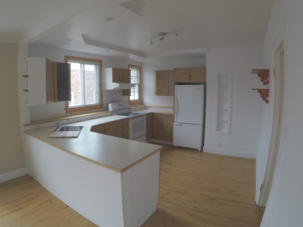 6 1/2 rénové, Métro Snowdon, CDN NDG, 2500$ chauffé