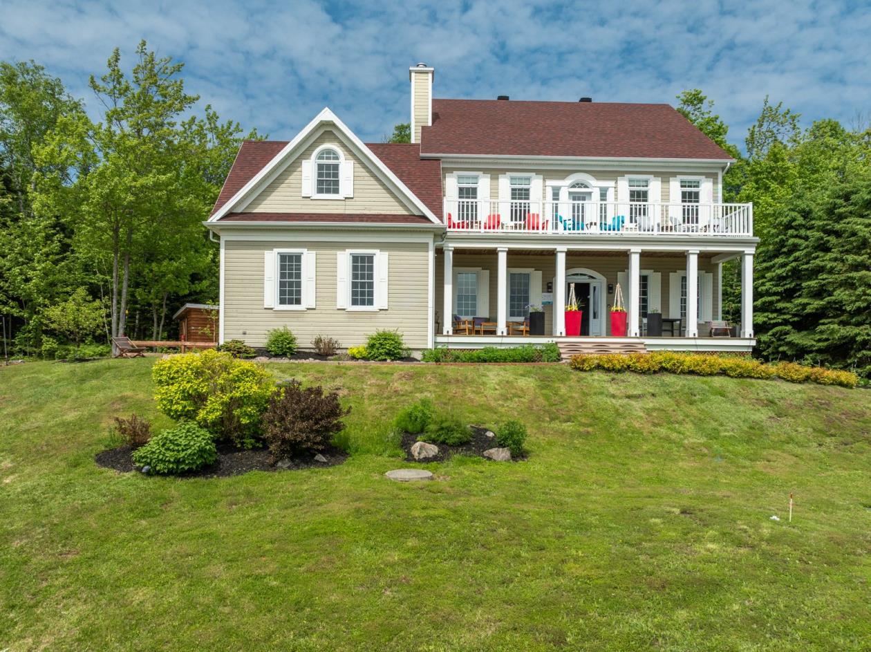 Propriété d’Exception à Baie-Saint-Paul – Gîte + Résidence Privée avec Vue Panoramique