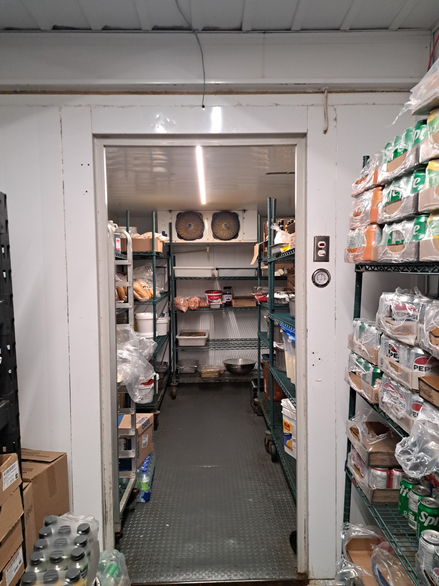 Restaurant à Vendre . $549,000