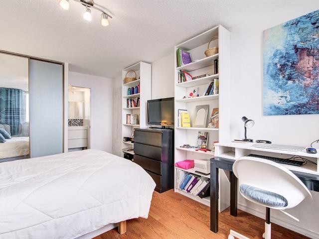 Superbe condo 2 chambres +, 2 salles de bain Plateau du Mont Royal