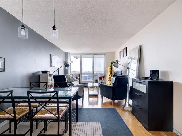 Superbe condo 2 chambres +, 2 salles de bain Plateau du Mont Royal