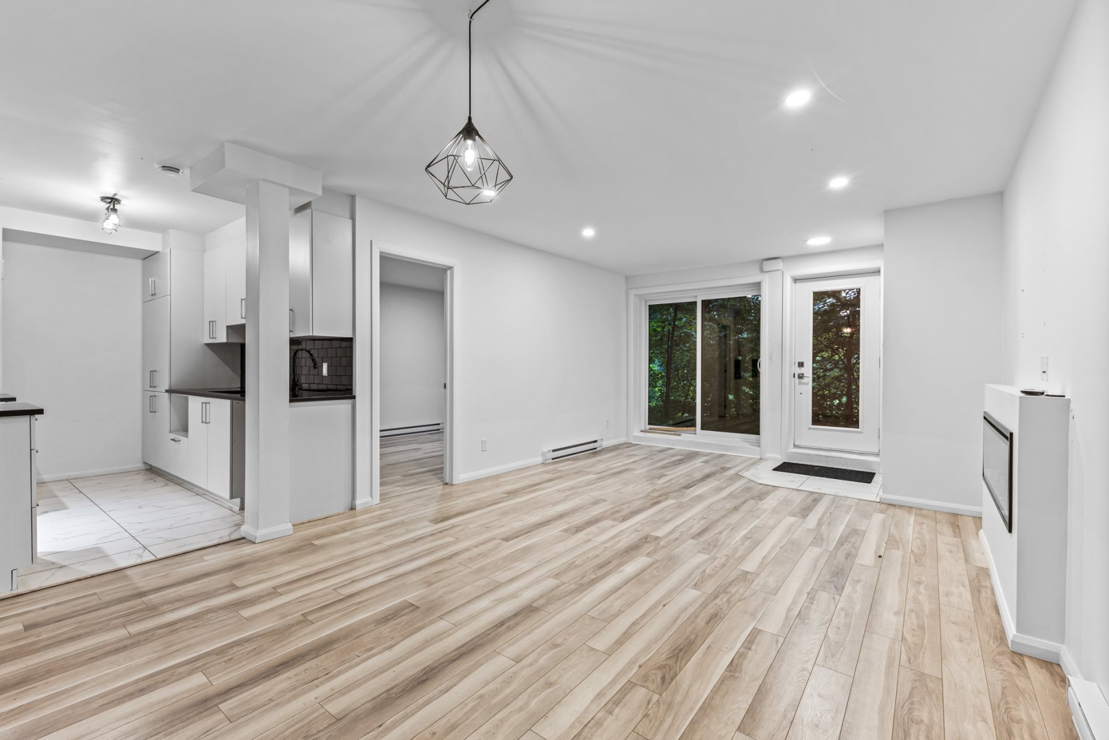 Appartement de 2 chambres et 1 salle de bain