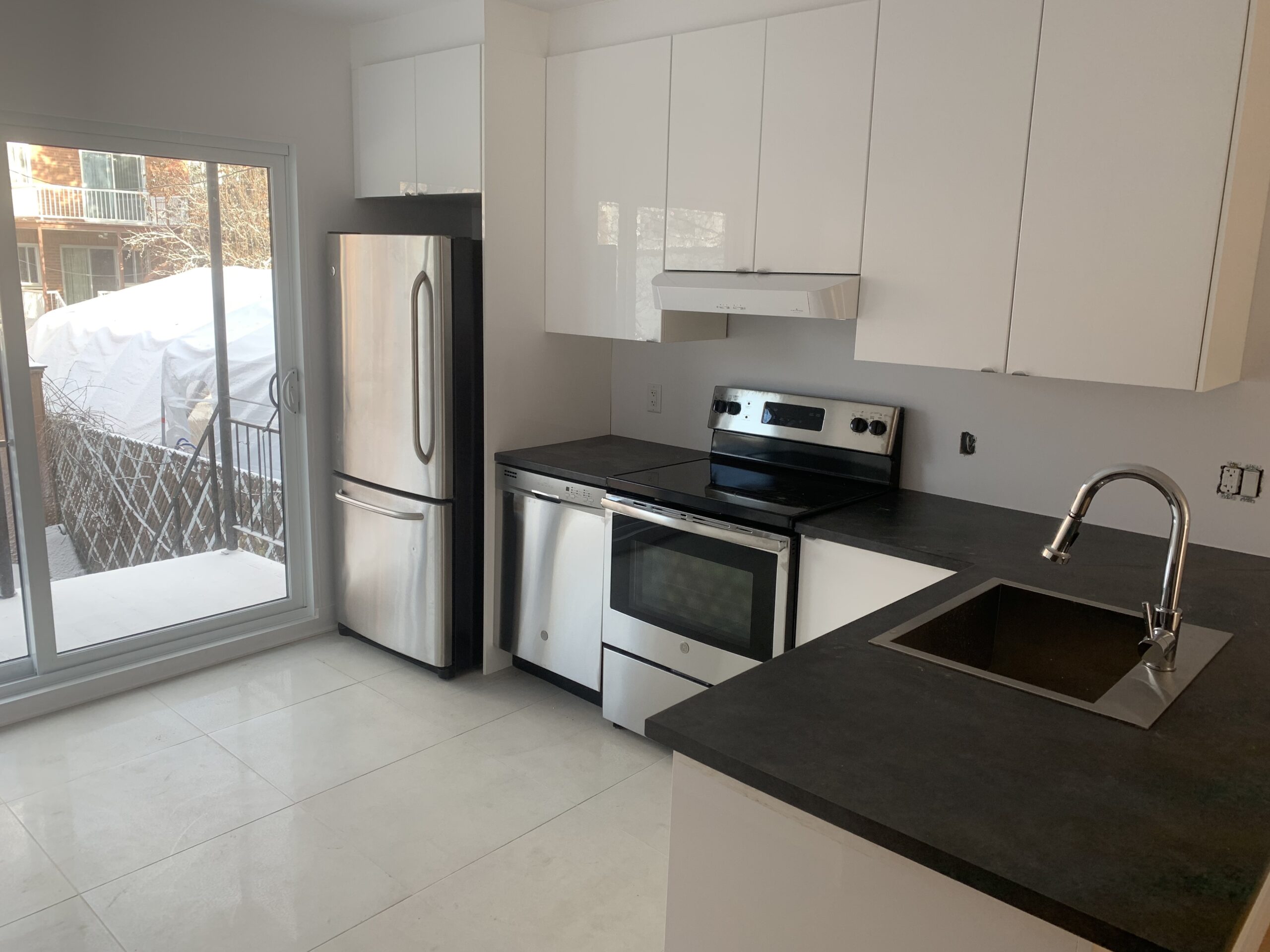 📍 5 1/2 à louer – Villeray, en face du métro Fabre (H2E 2G3)