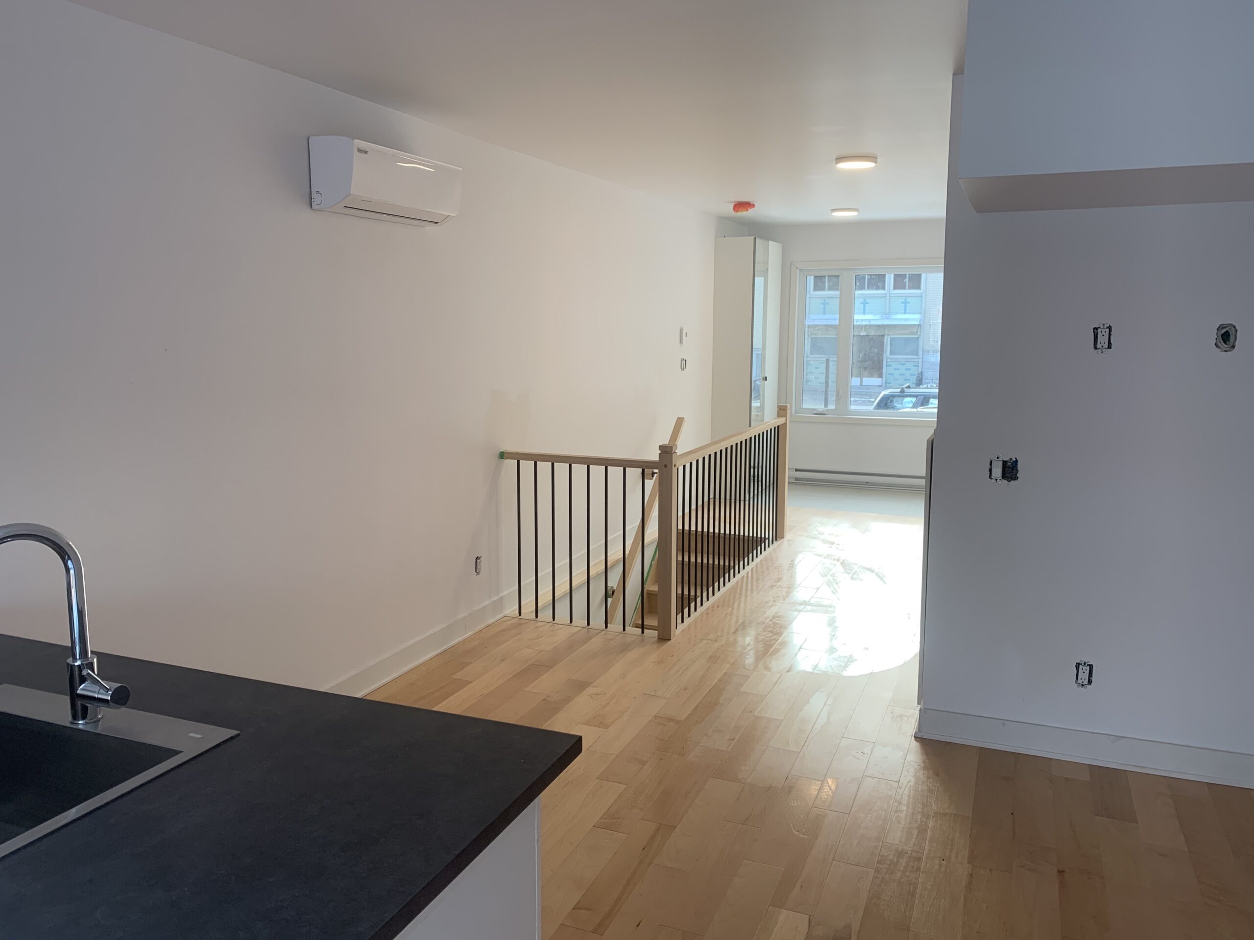 📍 5 1/2 à louer – Villeray, en face du métro Fabre (H2E 2G3)