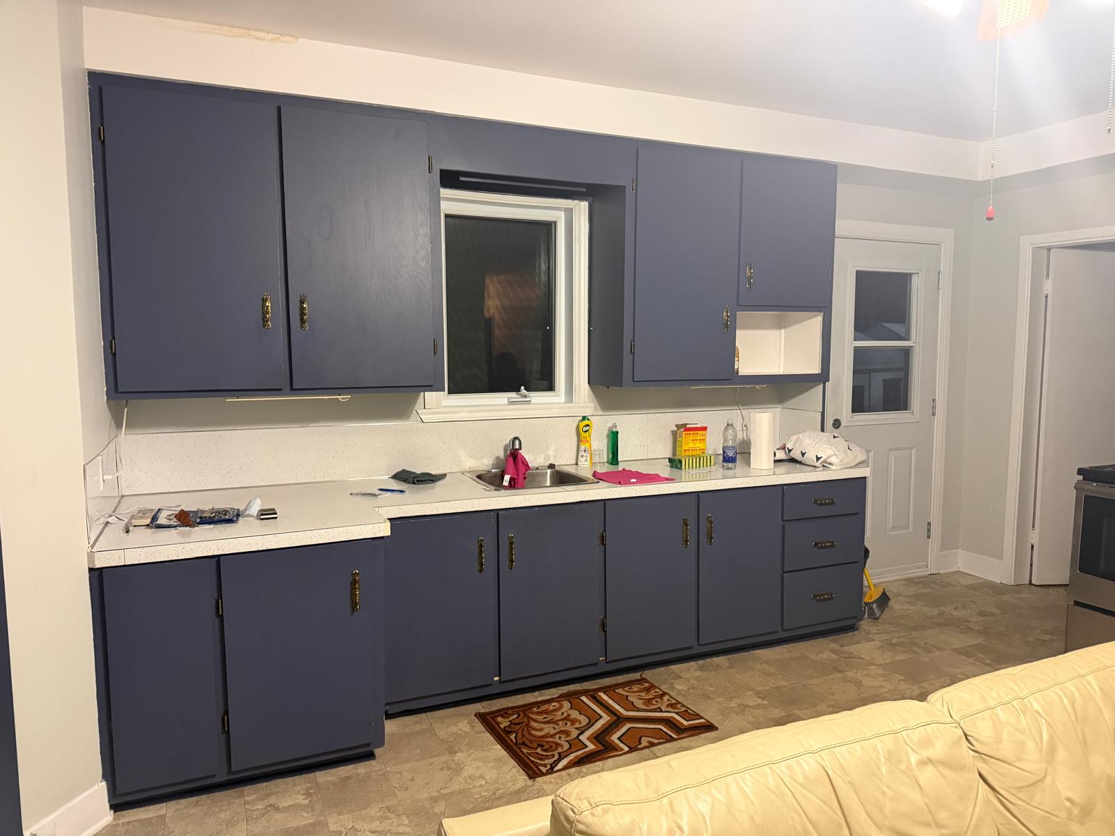 Logement 6 1/2 meublé immediatement disponible avec garage ou chambres à louer